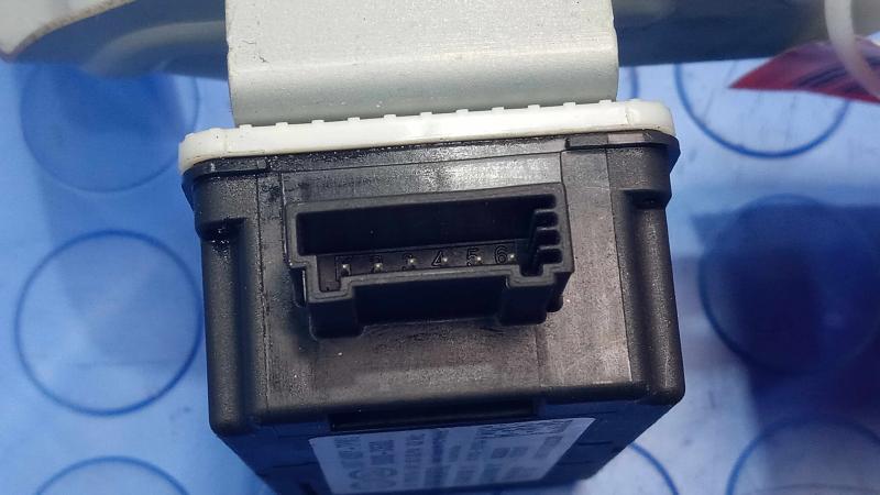 2016-2018 Kia Sorento TPMS Tire Pressure Control Module Genuine OEM 95800C6500