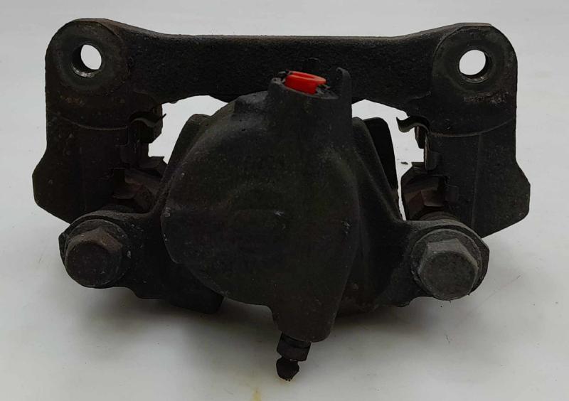 2004 Toyota 4Runner Caliper