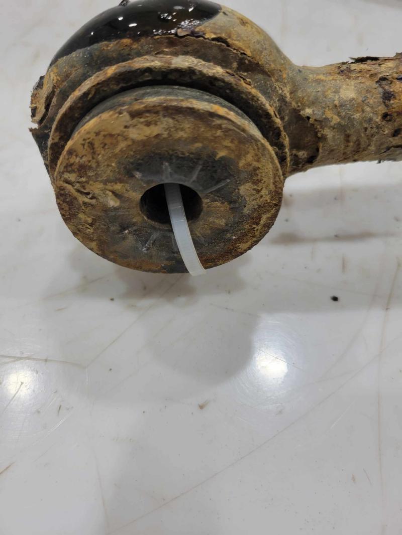 1994 GMC Sierra 1500 Upper Control Arm Front