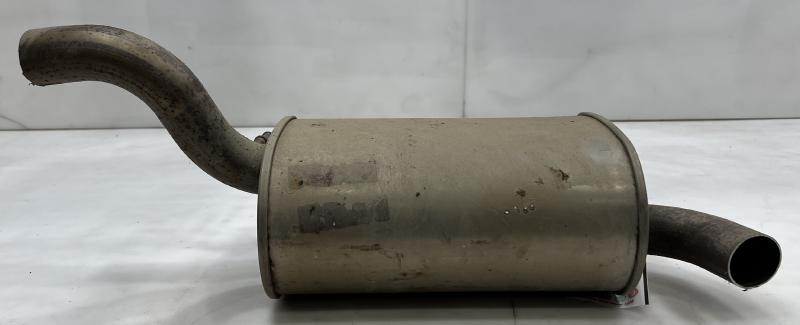 2015 Volkswagen Passat 2.0L TDI Exhaust Muffler OEM 561253411AE