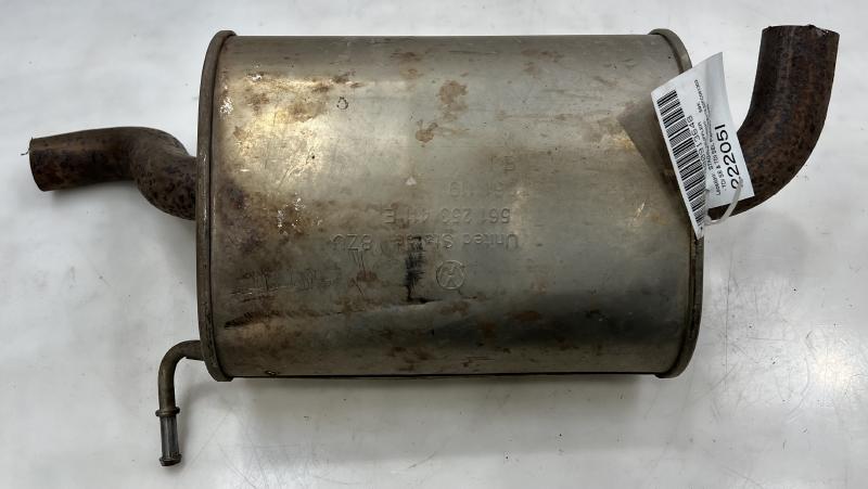 2015 Volkswagen Passat 2.0L TDI Exhaust Muffler OEM 561253411AE
