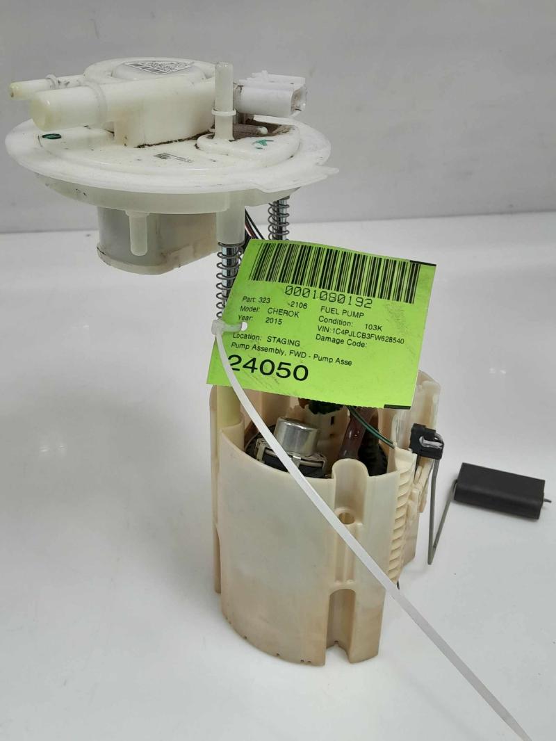 2014 - 2018 Jeep Cherokee FWD Fuel Pump Assembly OEM 68084383AD