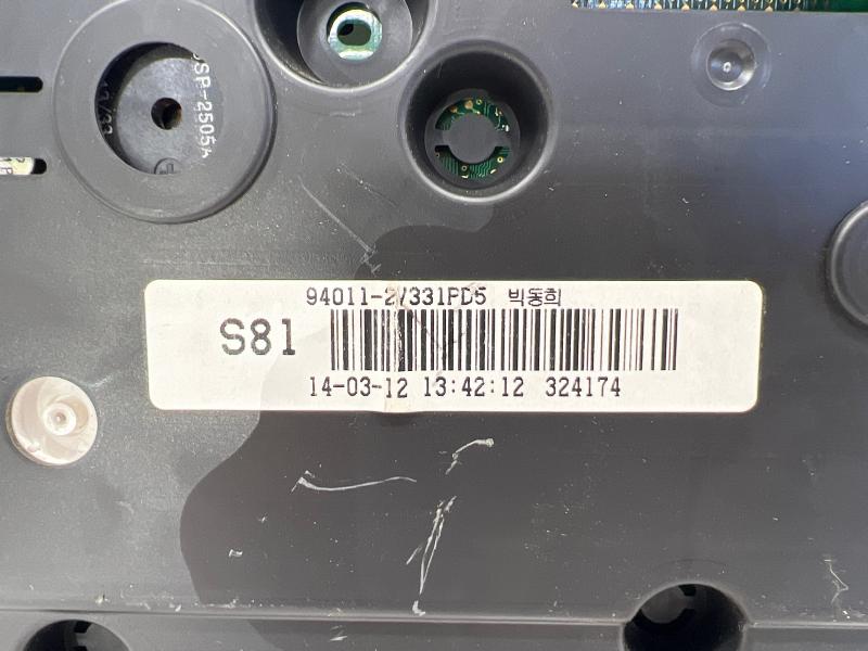 2014 Hyundai Veloster Speedometer
