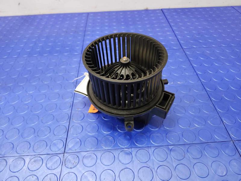 2021 Chrysler Voyager Blower Motor