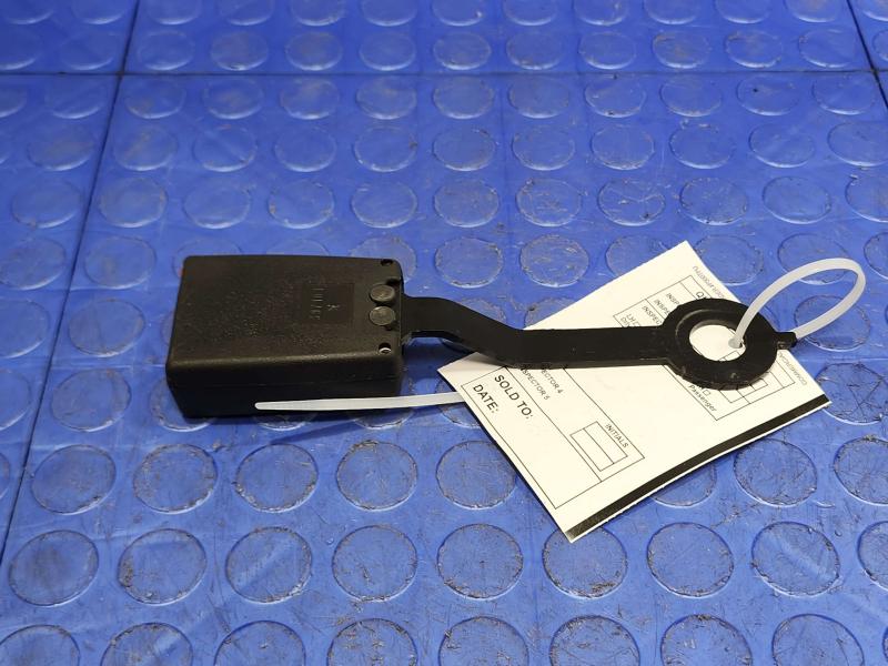 2011 Ford Edge Rear Seat Belt