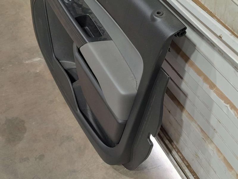 2020 GMC Canyon Front Door Trim Panel