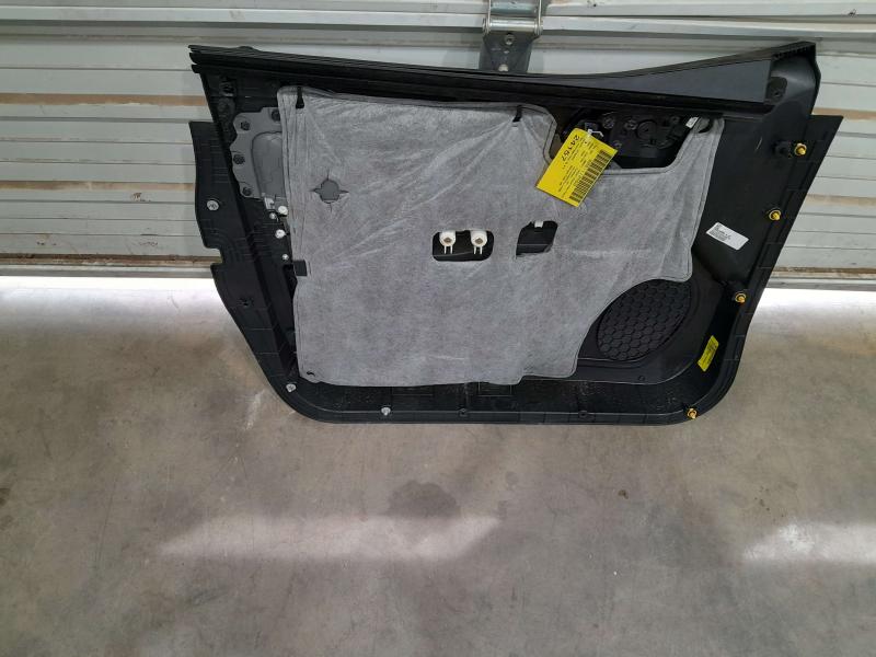 2020 GMC Canyon Front Door Trim Panel