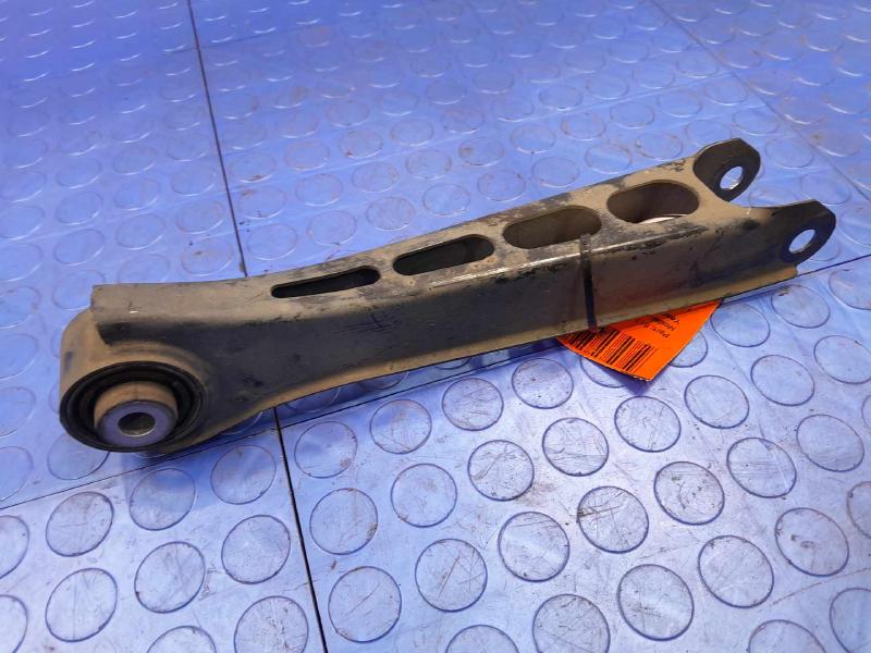 2013 Cadillac ATS Lower Control Arm Rr
