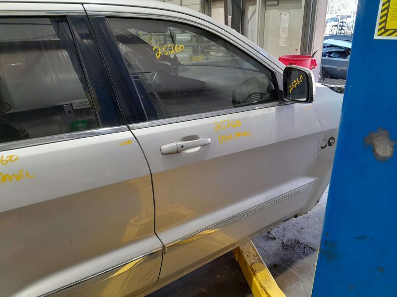 2012 Jeep Grand Cherokee Front Door