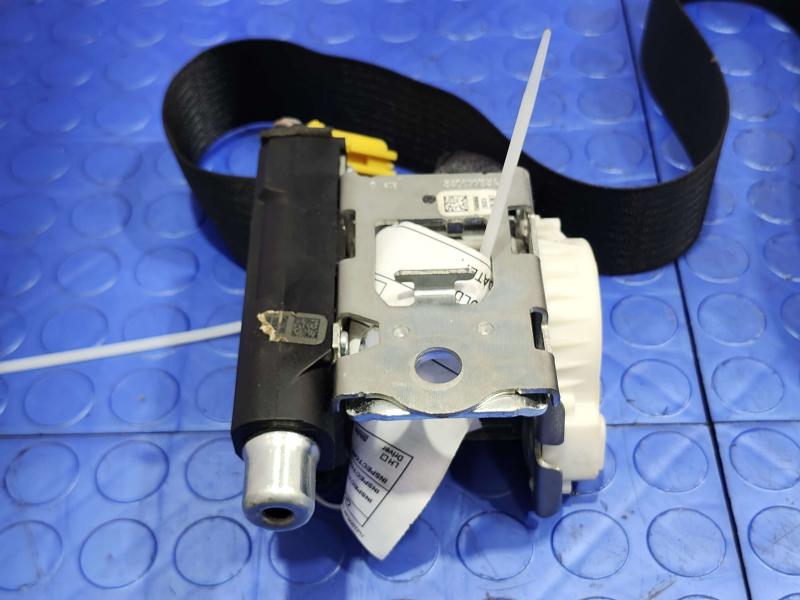 2012 Dodge Grand Caravan Front Seat Belt