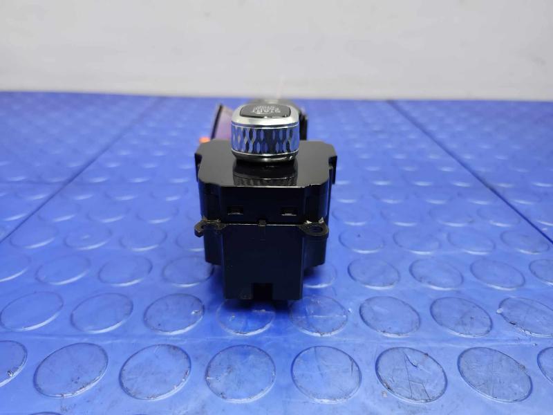 2017-2023 Volvo S90 V90 Switch Panel Keyless Start Stop Ignition Switch OEM 31443818