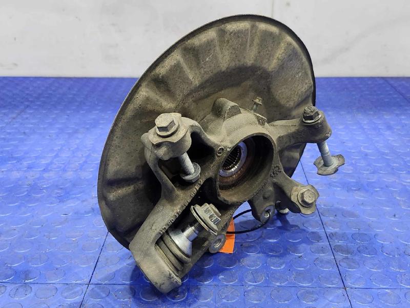 2012 Mercedes ML-Class Rear Knuckle/Stub Axle