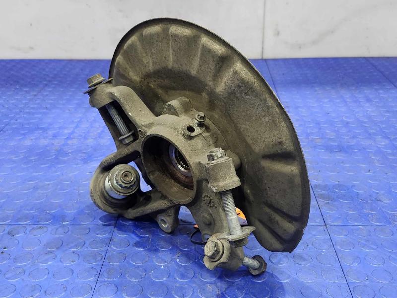 2012 Mercedes ML-Class Rear Knuckle/Stub Axle
