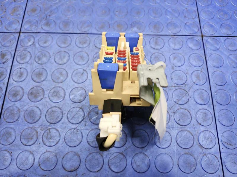 2011-2017 Nissan Leaf Cabin Fuse Box Relay Junction Block OEM 24311-1HA0A