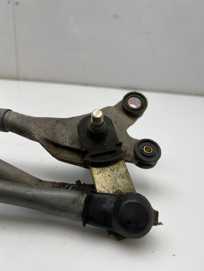 2005 Toyota Celica Wiper Trans. Linkage