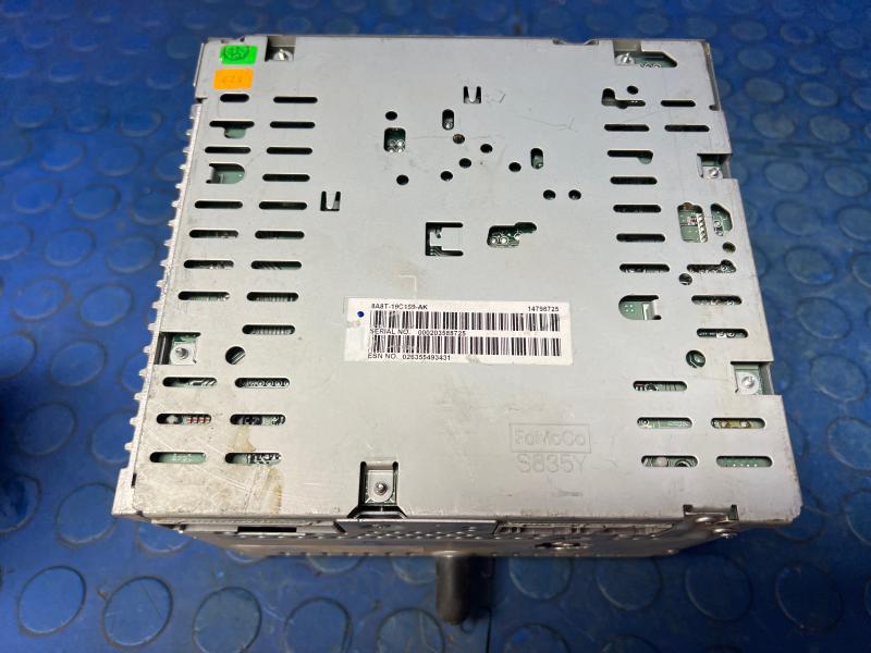 2009 Ford Flex Radio AM FM 6 Disc CD Player OEM 8A8T-19C159-AJ