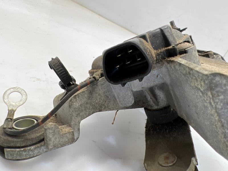 2005 - 2008 Nissan Frontier Windshield Wiper Motor w/ Linkage OEM 28815EA000