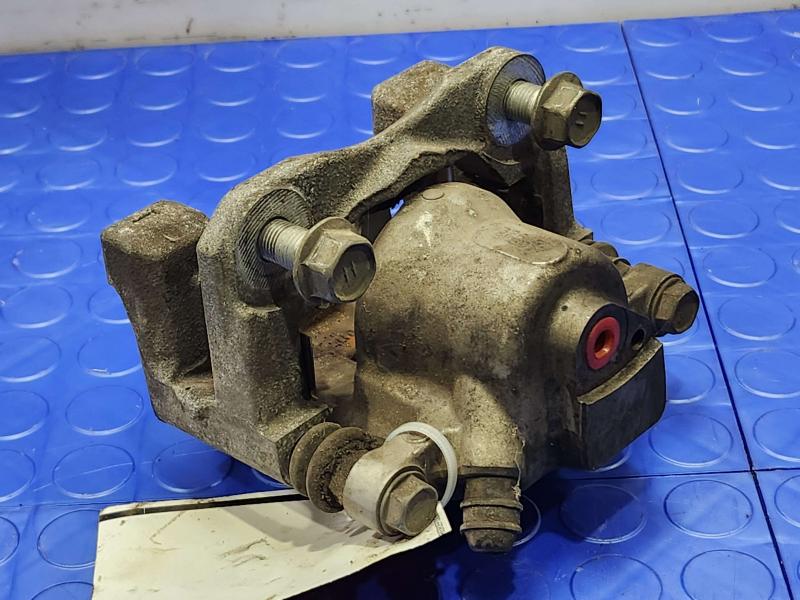 2019 Toyota Camry Caliper