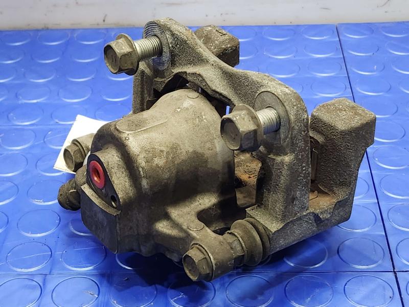 2019 Toyota Camry Caliper