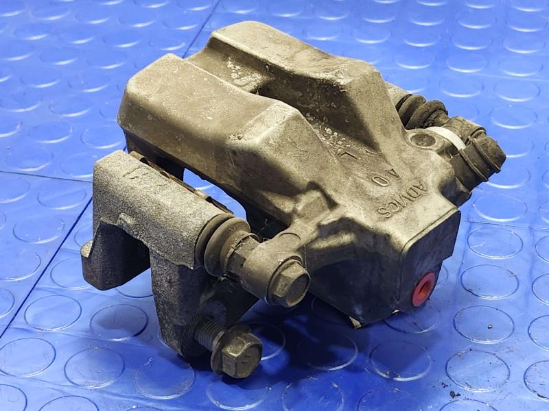 2019 Toyota Camry Caliper