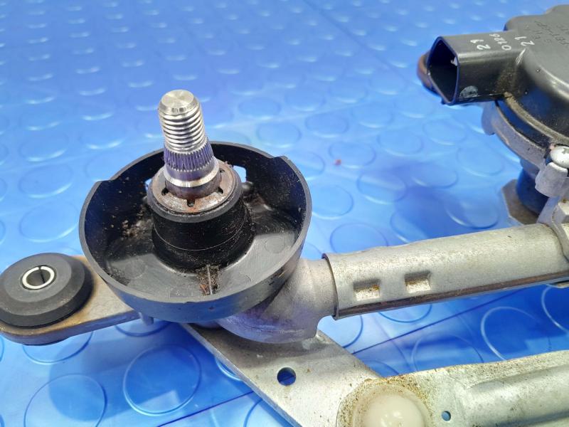2021 Nissan Versa Wiper Motor Front