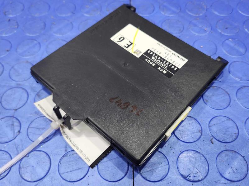 2016-2018 Toyota Prius 1.8L Network Multiplex Control Module OEM 89221-47440