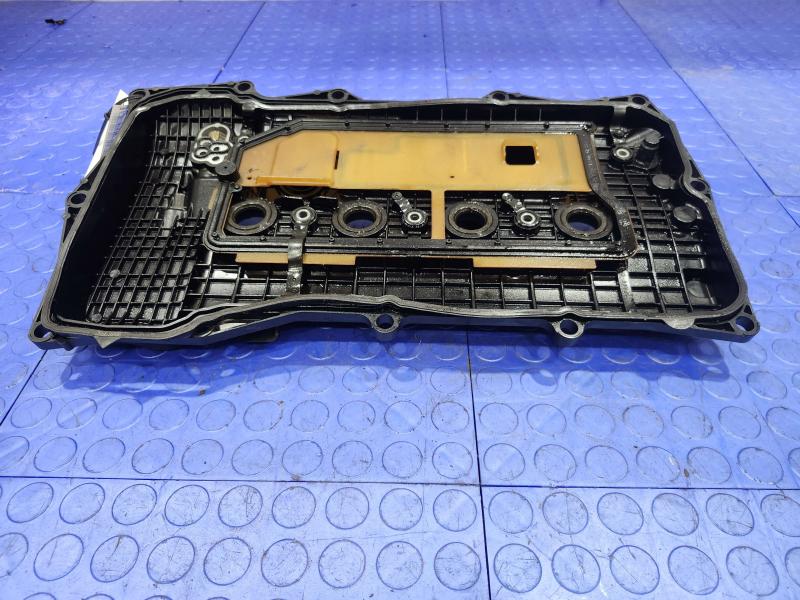 2017 Toyota Prius Valve Cover