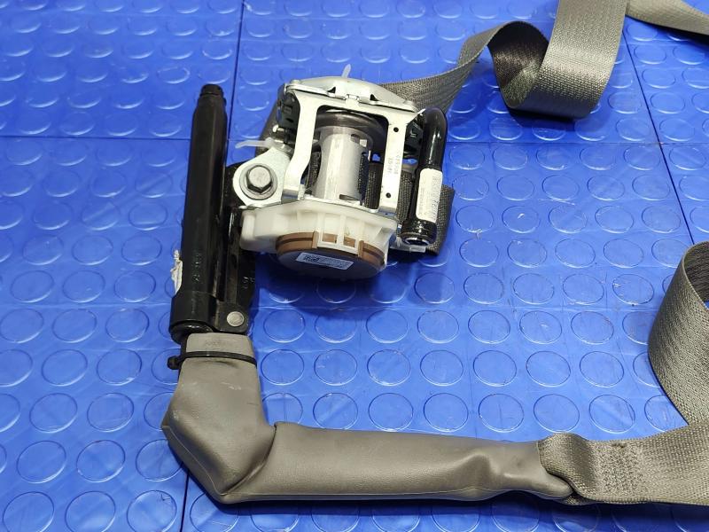 2015 Ford F-150 Front Seat Belt