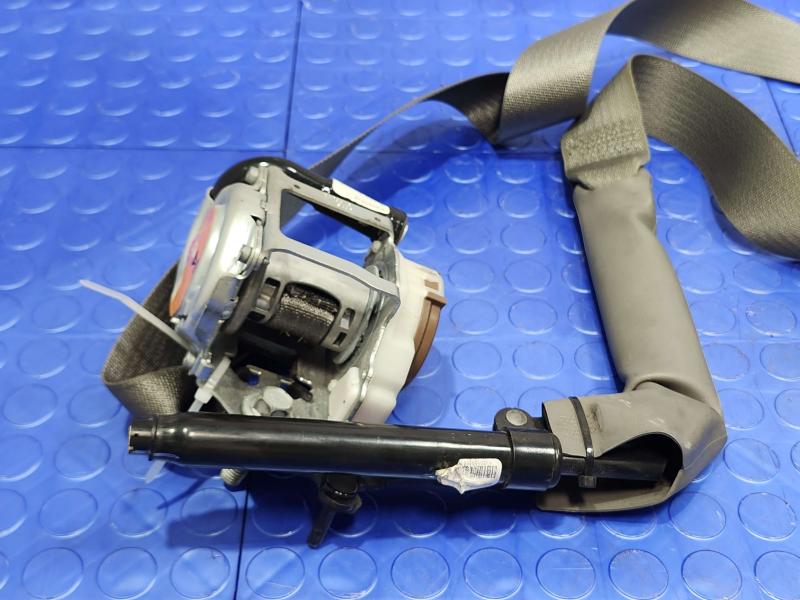 2015 Ford F-150 Front Seat Belt