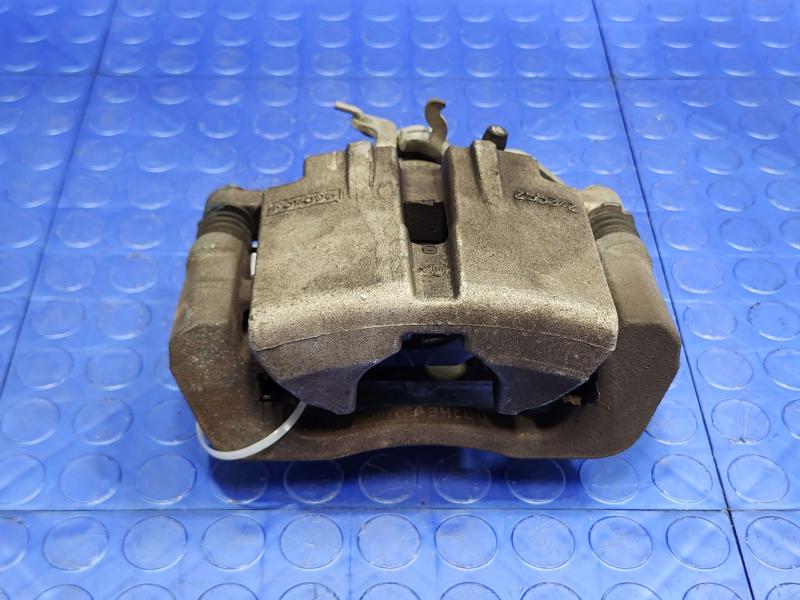 2020 Ford Mustang Caliper