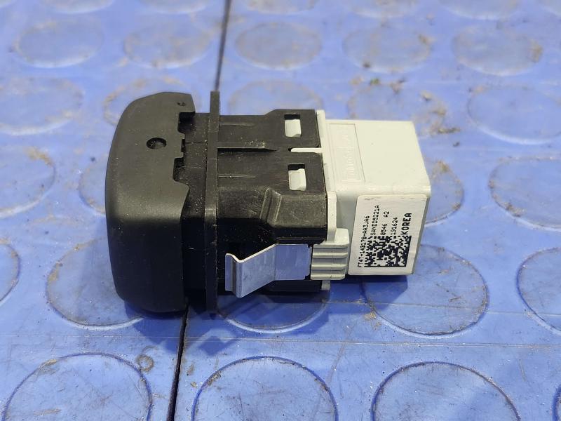 2016 Ford Edge Rear Seat Power Folding Switch Genuine OEM FT4T14B178AA