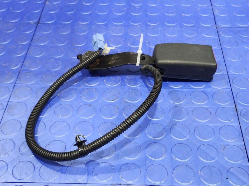 2008 Honda Fit Front Seat Belt