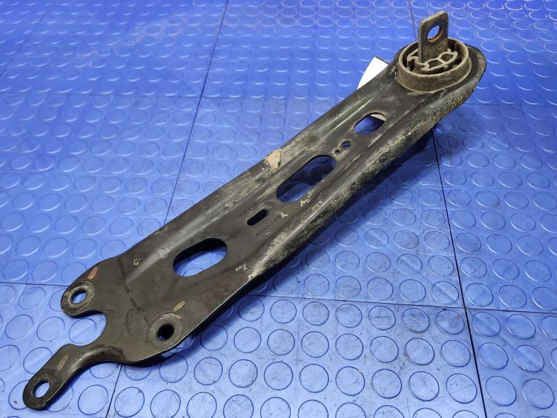2019 GMC Terrain Lower Control Arm Rr