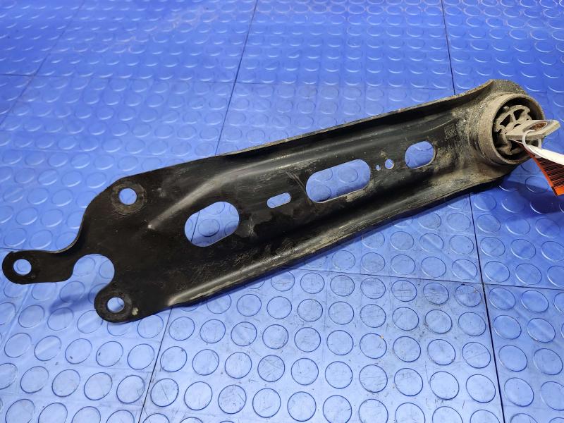 2019 GMC Terrain Lower Control Arm Rr