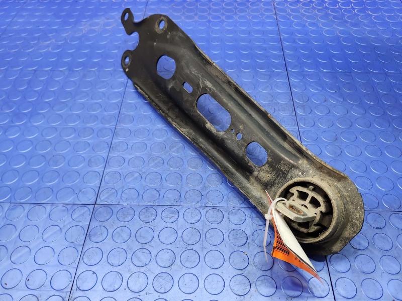2019 GMC Terrain Lower Control Arm Rr