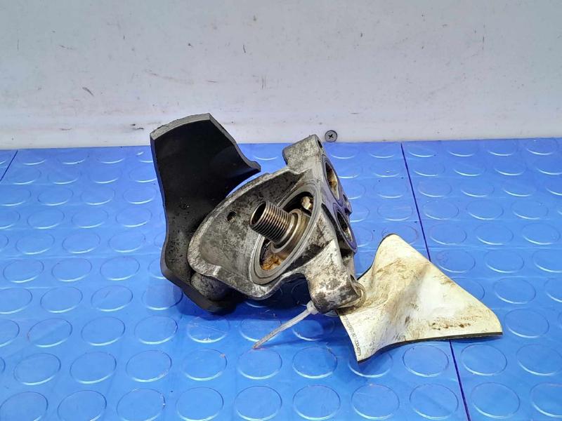2009 Honda CR-V Oil Filter Housing