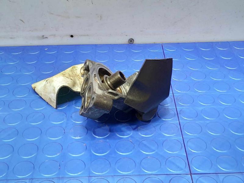2009 Honda CR-V Oil Filter Housing