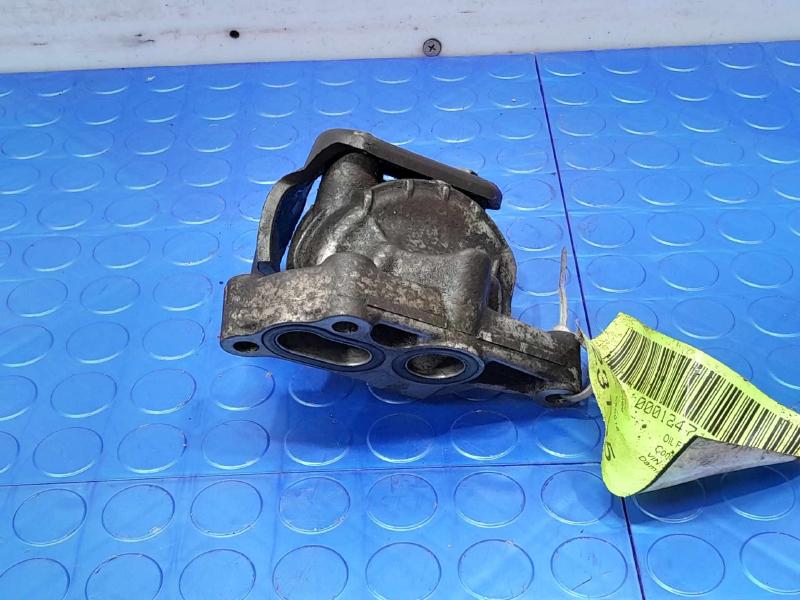 2009 Honda CR-V Oil Filter Housing