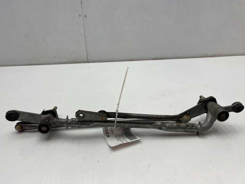 2013 - 2016 Dodge Dart Windshield Wiper Linkage Transmission OEM 68156261AB