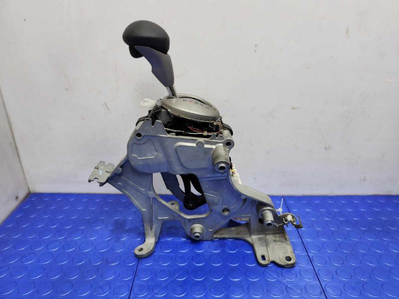 2006-2011 Honda Civic Automatic Transmission Gear Shifter Assembly OEM 54200SNAA82