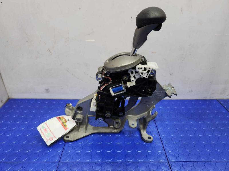 2006-2011 Honda Civic Automatic Transmission Gear Shifter Assembly OEM 54200SNAA82