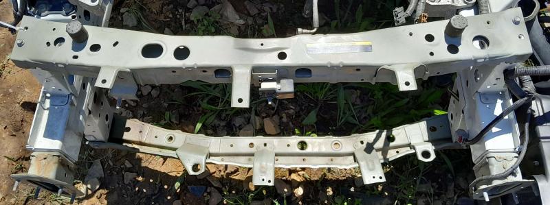 2015 Nissan Versa Radiator Support
