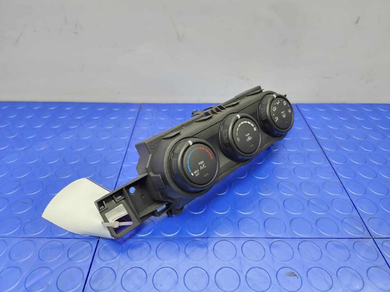 2017 Mazda Miata Heater A/C Control