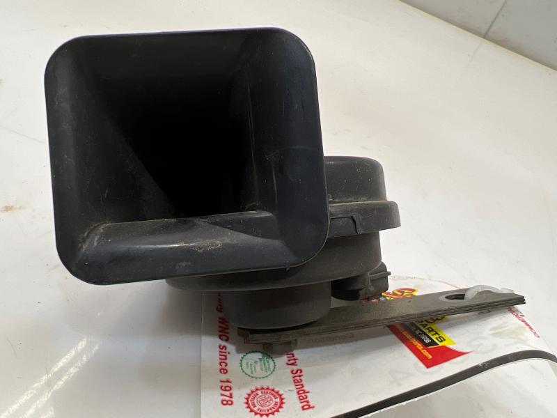 2015 - 2018 Kia Sedona High Note Horn Assembly OEM 96620A9000