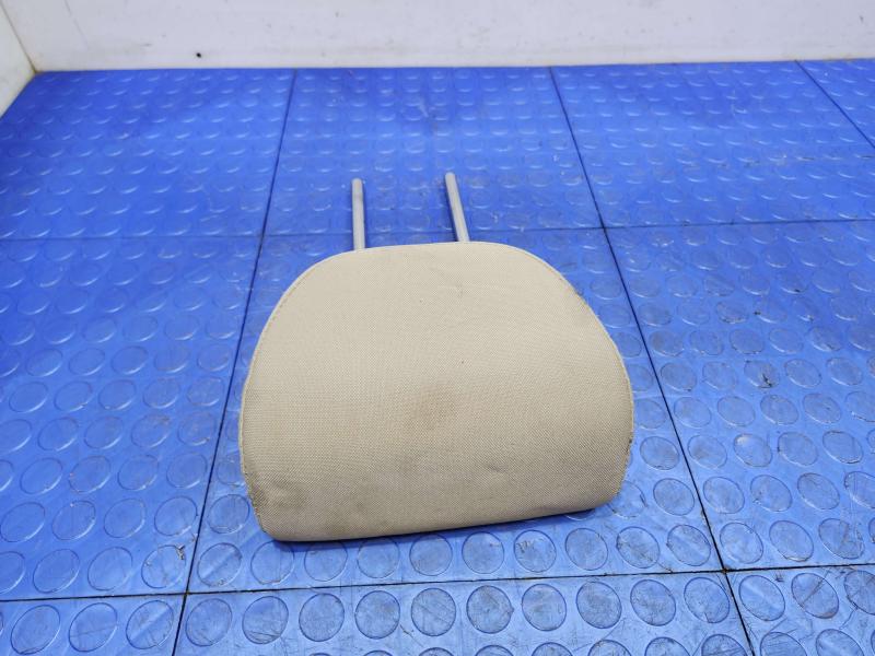 2016 Kia Sedona Headrest