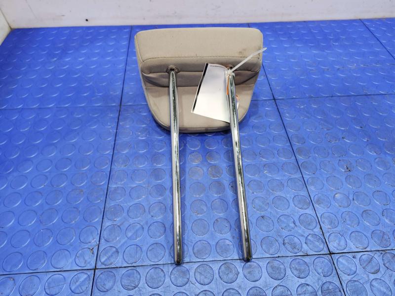 2016 Kia Sedona Headrest