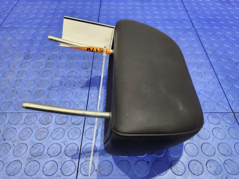 2008 Subaru Legacy Headrest