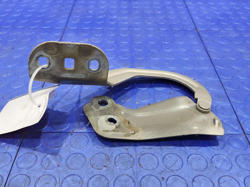 2017 Ford Focus Hood Hinge