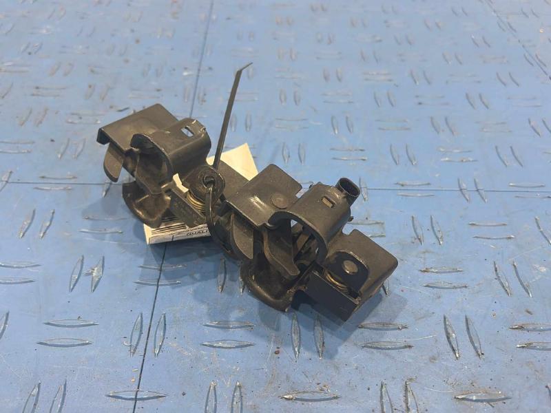 2010 Mercedes ML-Class Hood Latch