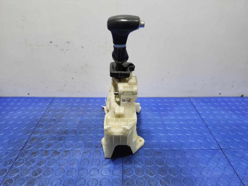 2017-2022 Kia Niro Automatic Gear Shifter Assembly Genuine OEM 46700G5110